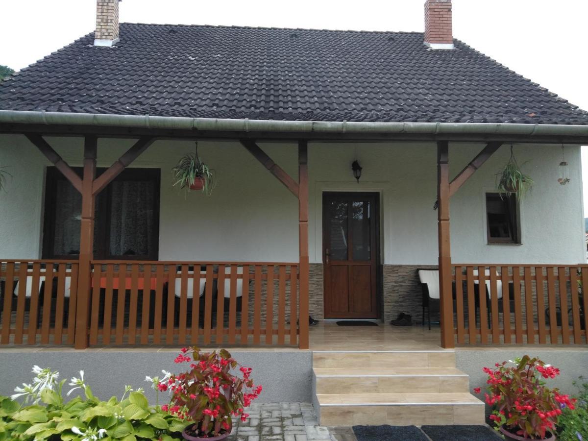 Dapsy Vendégház Jósvafő Exterior foto